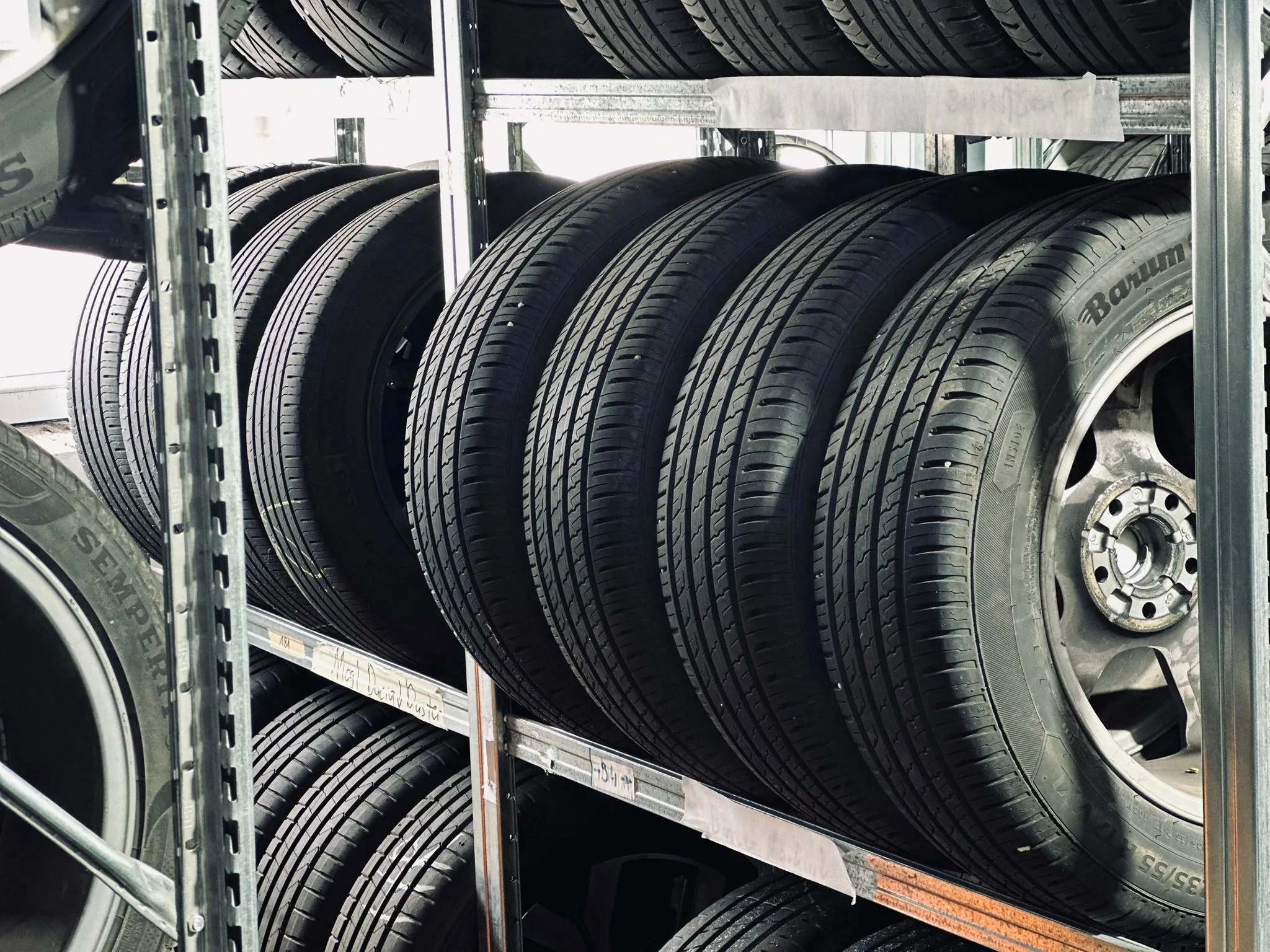 Reifenservice und Einlagerung